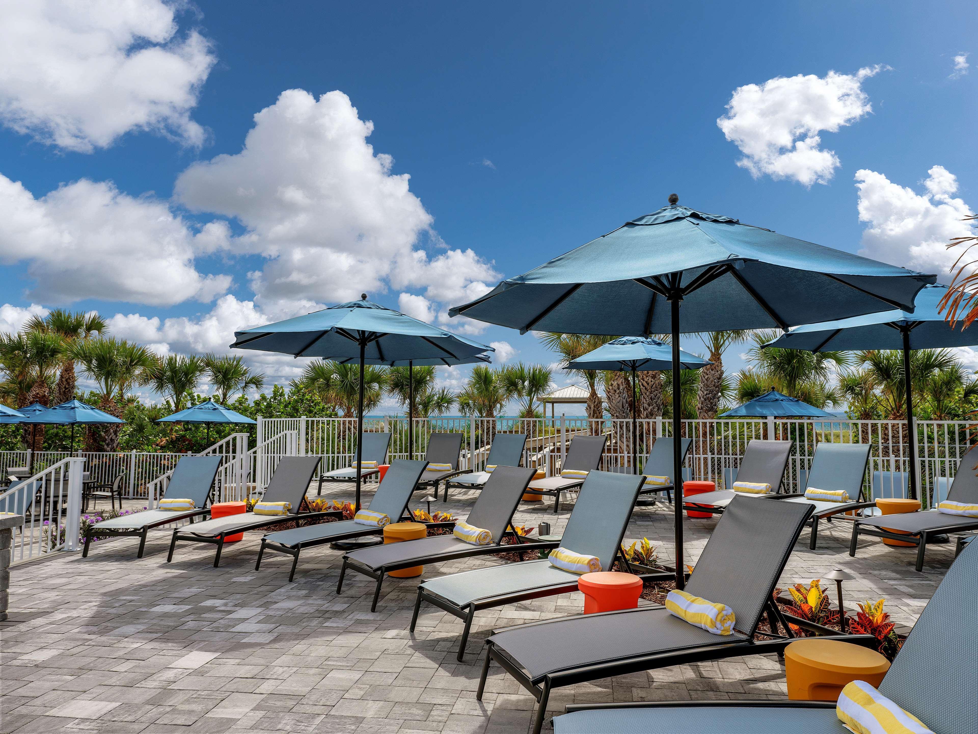 Hilton Garden Inn Cocoa Beach-Oceanfront Exterior foto